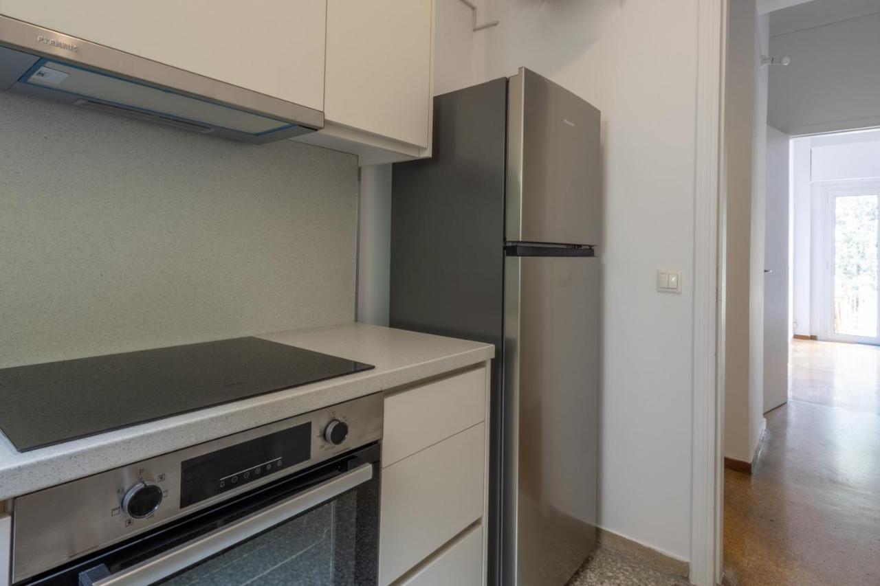 Spacious High-Ceiling 2-Bedroom By Acropolis Museum Athena Bagian luar foto